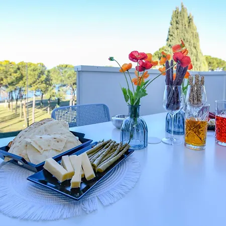 Desenzanoloft Smeraldo Family (adults Only) Apartment