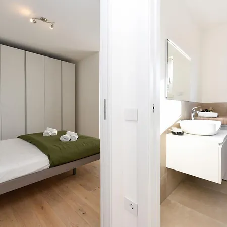 Desenzanoloft Smeraldo Family (adults Only) Apartment