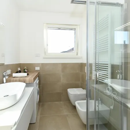 Desenzanoloft Smeraldo Family (adults Only) Apartment Desenzano del Garda